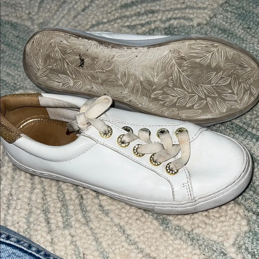 Lilly Pulitzer White Leather Women's Sneakers - Picture 6 of 6